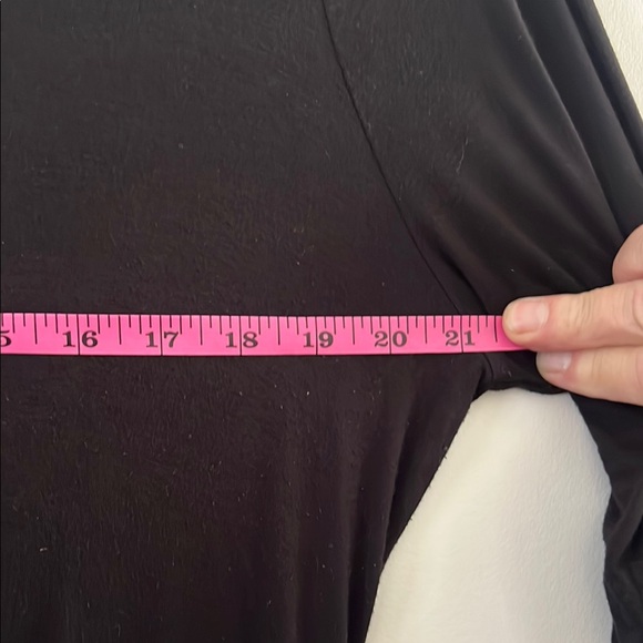 VENUS Chic Black Tunic with Fringe Detail Size L - Picture 5 of 10